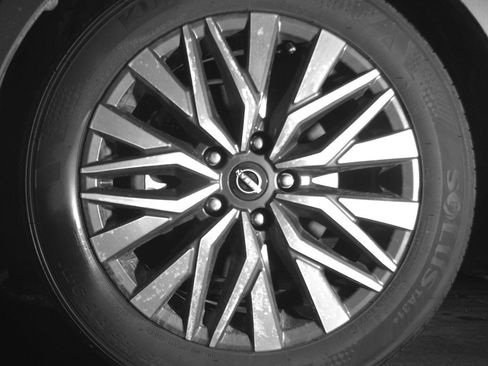 Used 2025 Nissan Altima 2.5 SV image 12