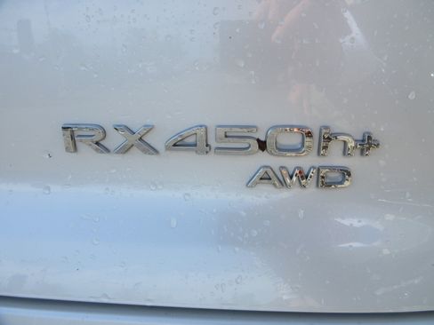 Used 2025 Lexus RX 450h AWD w/ Luxury Package image 8