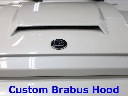 Used 2018 Mercedes-Benz G 550 Squared image 9