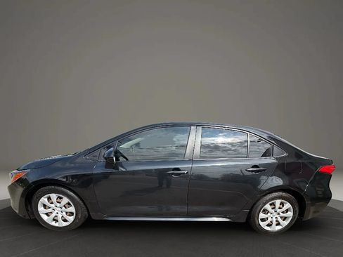 Used 2020 Toyota Corolla LE FWD image 8