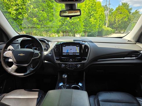Used 2018 Chevrolet Traverse Premier w/ Redline Edition AWD/4WD image 16