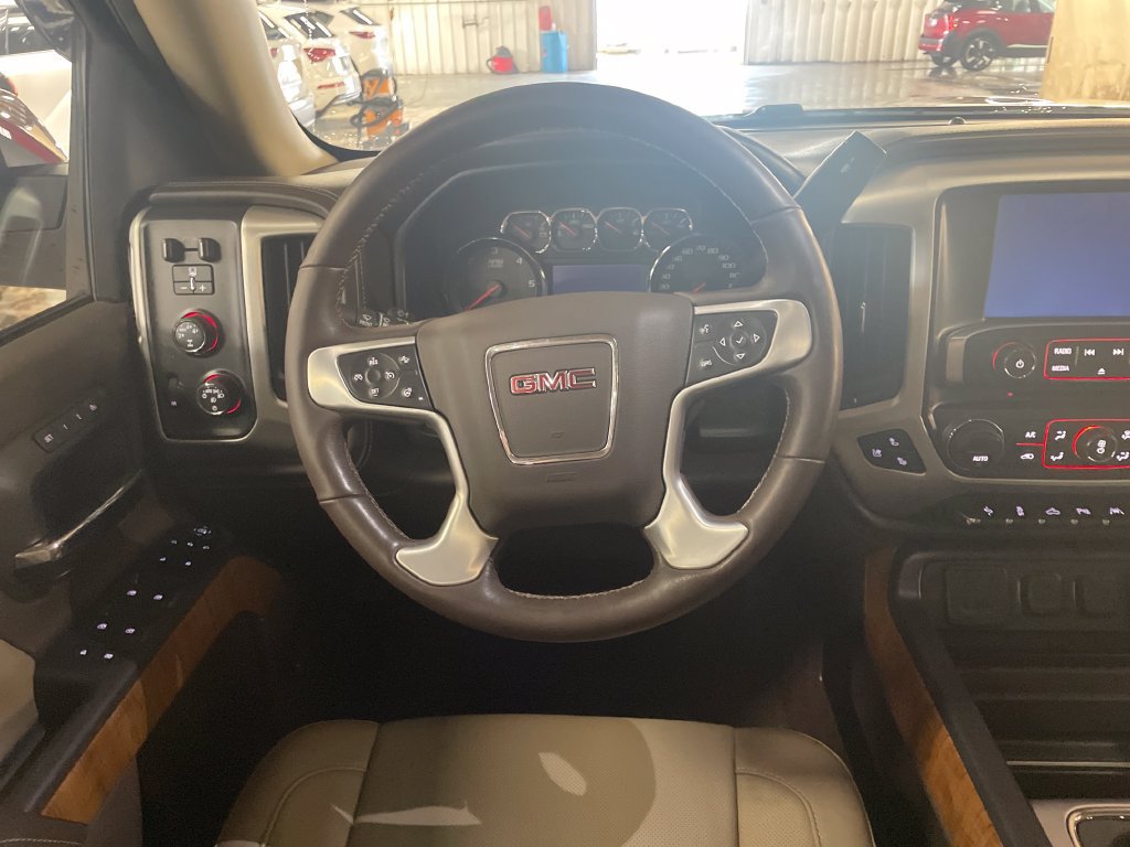 Used 2016 GMC Sierra 1500 SLT w/ SLT Premium Package AWD/4WD image 17