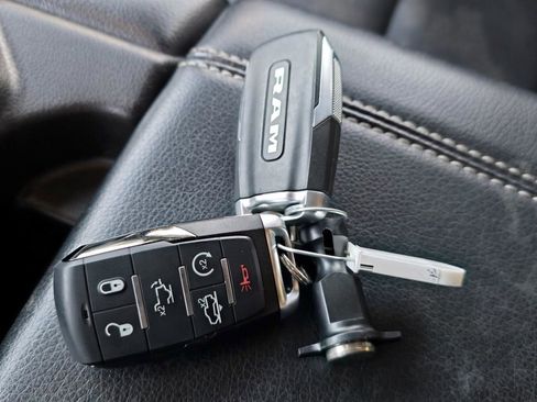 Used 2022 RAM 1500 Laramie image 23