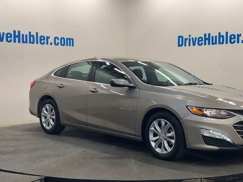 Used 2023 Chevrolet Malibu LT image 3