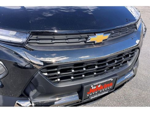 Used 2023 Chevrolet TrailBlazer ACTIV w/ Sun and Liftgate Package FWD image 32