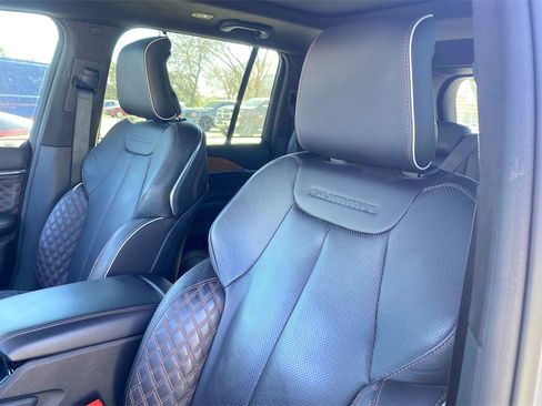 Used 2022 Jeep Grand Cherokee Summit image 7