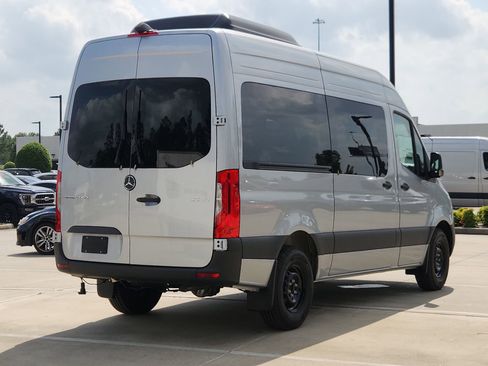 New 2025 Mercedes-Benz Sprinter 2500 image 4