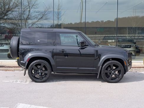 Used 2023 Land Rover Defender 90 V8 image 8