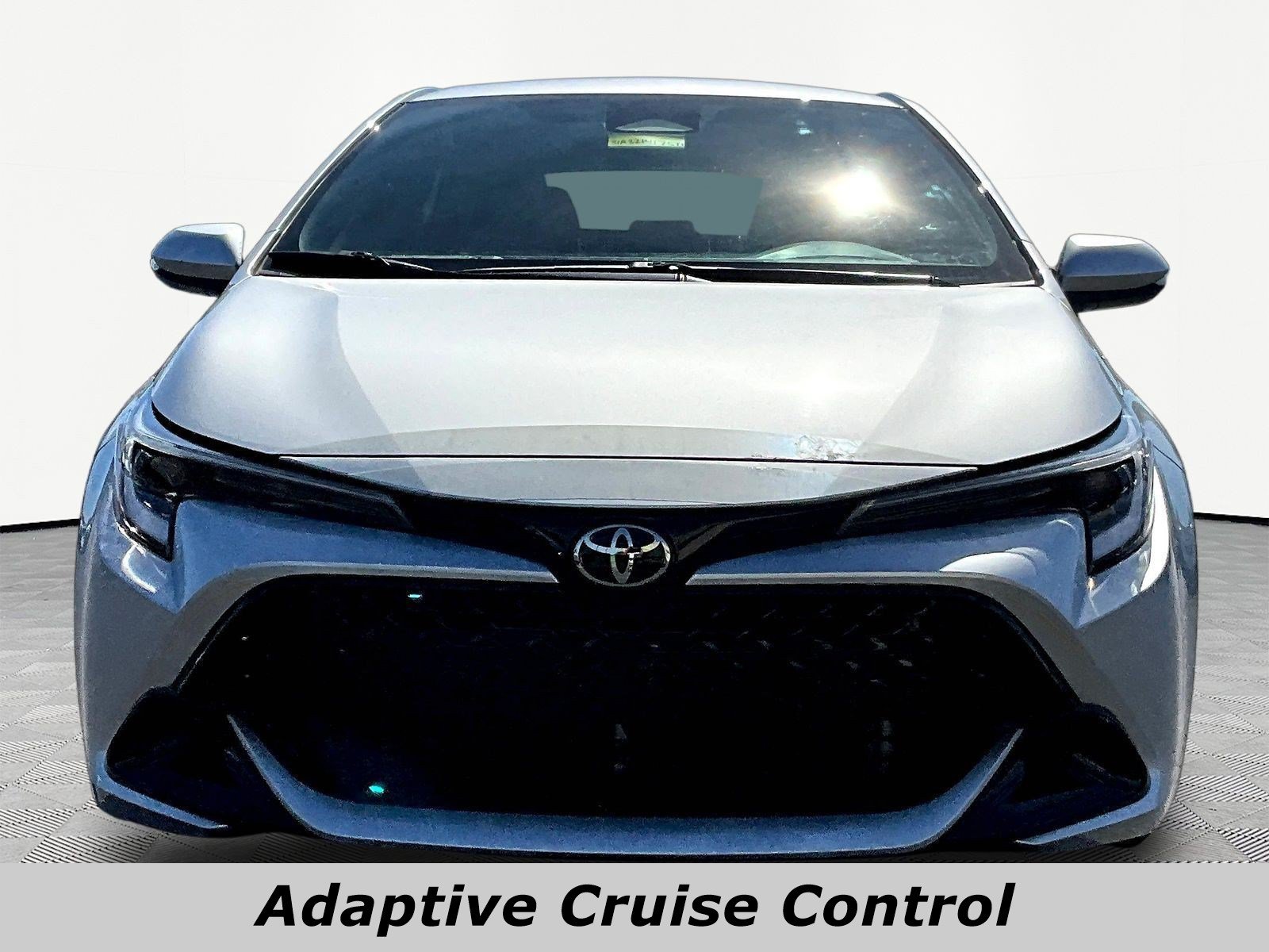 Used 2024 Toyota Corolla SE FWD image 2
