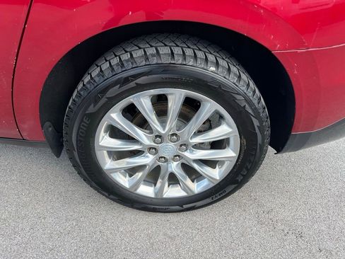 Used 2019 Buick Enclave Essence w/ Experience Buick Package AWD/4WD image 14