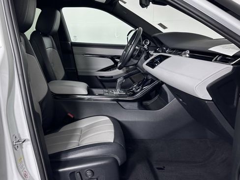 Used 2020 Land Rover Range Rover Evoque R-Dynamic S image 30