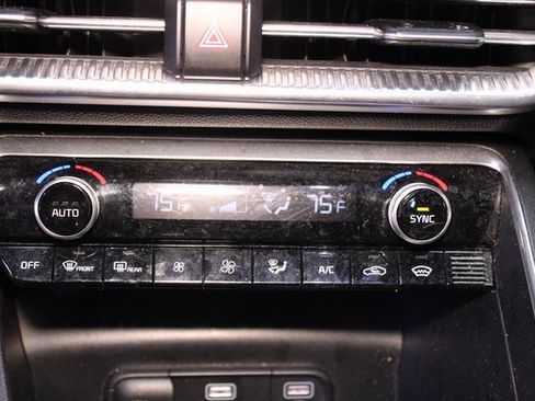 Used 2022 Kia K5 GT-Line image 25