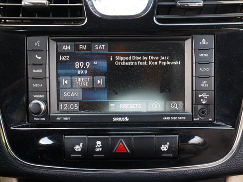 Used 2013 Chrysler 200 Touring w/ Cold Weather Group FWD image 33