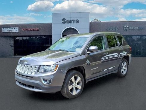 Used 2017 Jeep Compass High Altitude AWD/4WD image 3