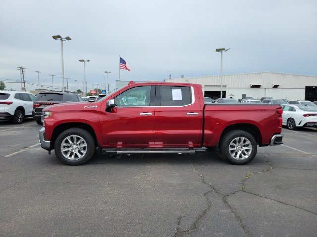 Certified 2022 Chevrolet Silverado 1500 LTZ w/ Technology Package AWD/4WD image 5