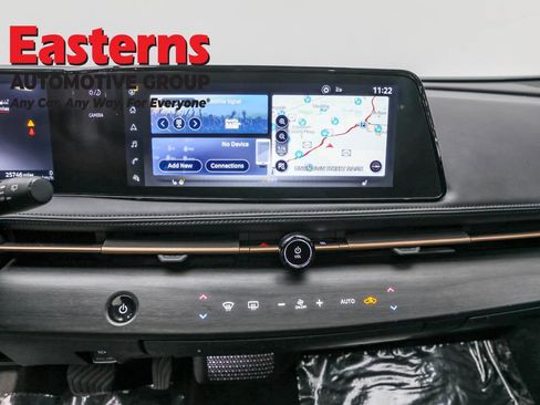 Used 2024 Nissan Ariya FWD image 12