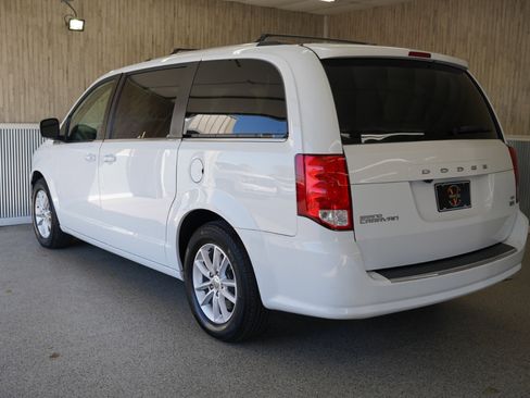 Used 2018 Dodge Grand Caravan SXT image 7