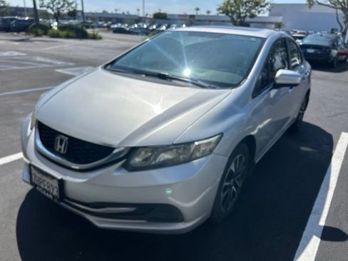 Used 2015 Honda Civic EX image 3
