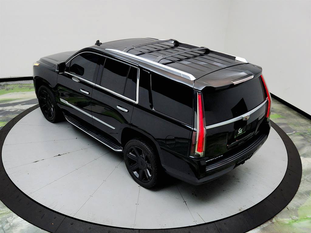 Used 2019 Cadillac Escalade Luxury AWD/4WD image 34