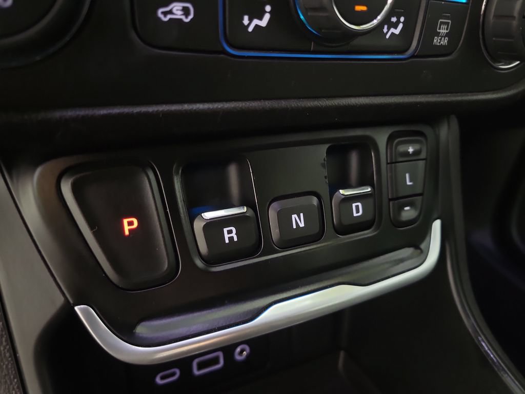 Used 2019 GMC Terrain SLT w/ Preferred Package FWD image 31