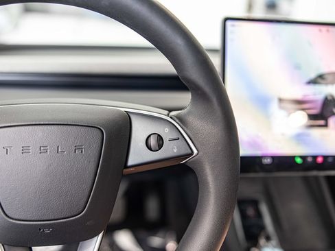 Used 2026 Tesla Model 3 RWD image 23