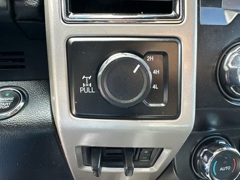 Used 2019 Ford F250 Lariat w/ Lariat Ultimate Package AWD/4WD image 45