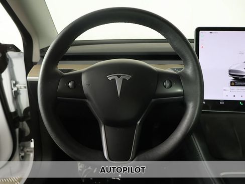 Used 2023 Tesla Model 3 Long Range AWD/4WD image 5