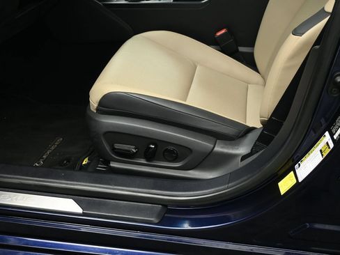 Used 2021 Lexus ES 350 w/ Premium Package FWD image 9