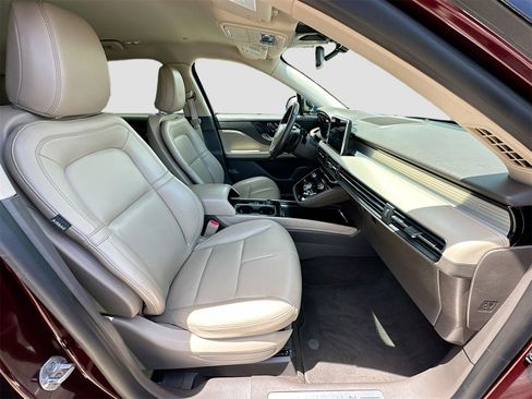 Used 2021 Lincoln Corsair Standard image 27