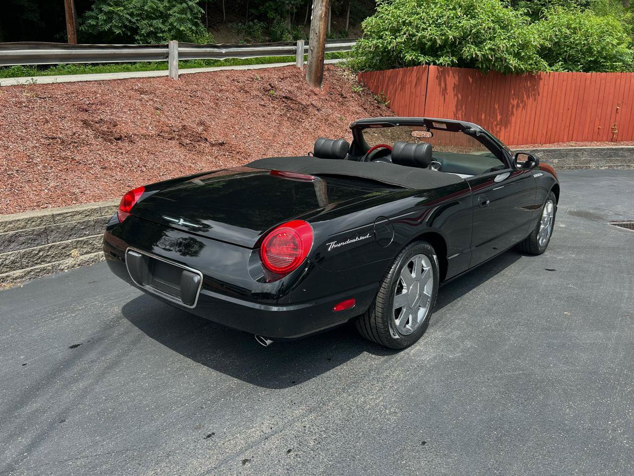Used 2002 Ford Thunderbird RWD image 10