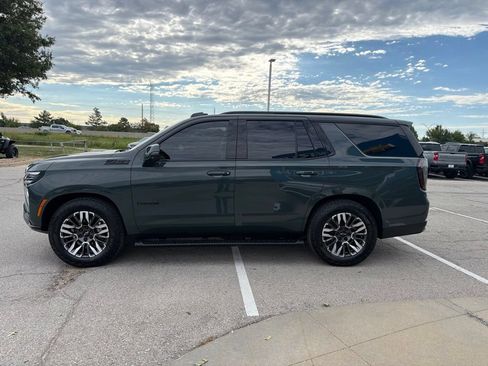 Used 2026 Chevrolet Tahoe Z71 w/ Z71 Off-Road Package AWD/4WD image 6