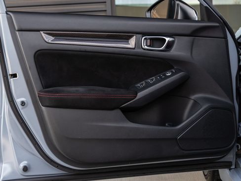 Used 2023 Honda Civic Type R image 22