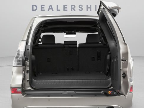 Used 2021 Lexus GX 460 Premium w/ Premium Package AWD/4WD image 14