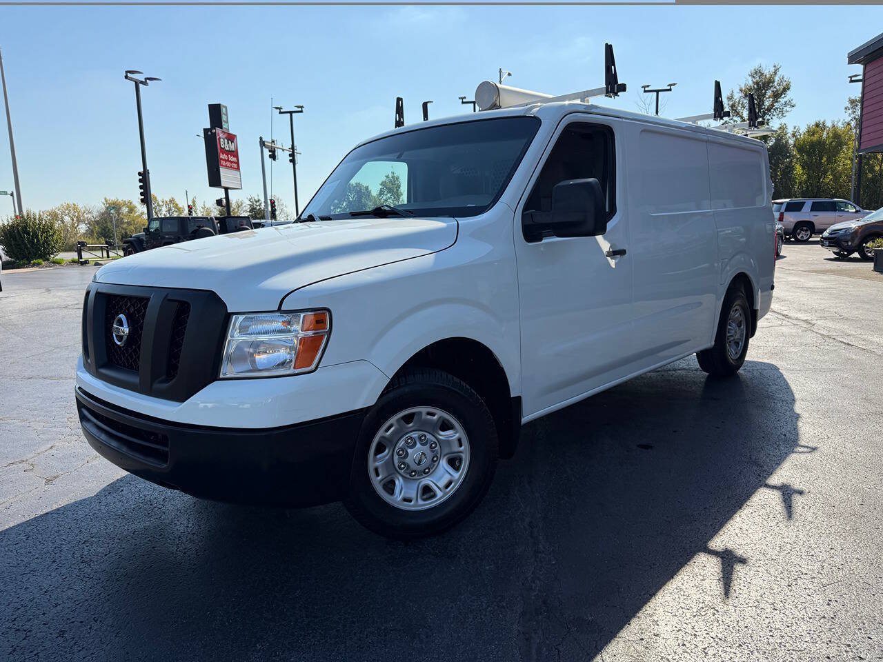 Used 2020 Nissan NV 1500 SV RWD image 3