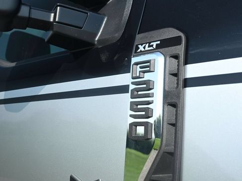 New 2026 Ford F250 XLT AWD/4WD image 18