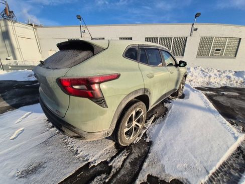 Used 2024 Chevrolet Trax RS w/ Driver Confidence Package image 7