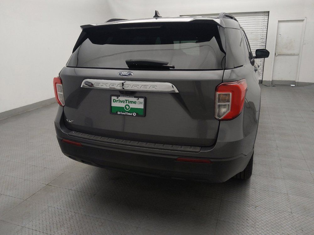 Used 2023 Ford Explorer XLT RWD image 7