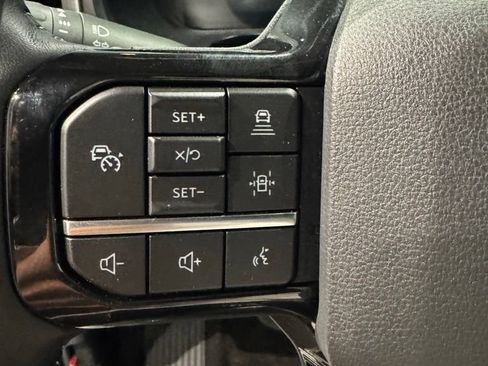 Used 2023 Ford F150 Lightning Platinum AWD/4WD image 17
