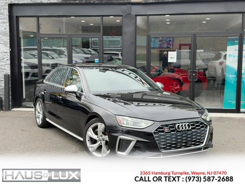 Used 2021 Audi S4 Premium Plus w/ Premium Plus Package image 2