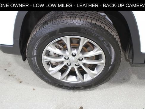 Used 2021 Jeep Cherokee Latitude Lux w/ Trailer Tow Group image 12