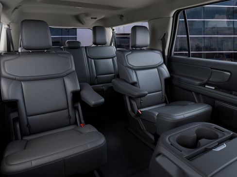 New 2027 Ford Expedition Max Active RWD image 13