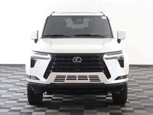 Used 2026 Lexus GX 550 w/ Accessory Package (2T) AWD/4WD image 26