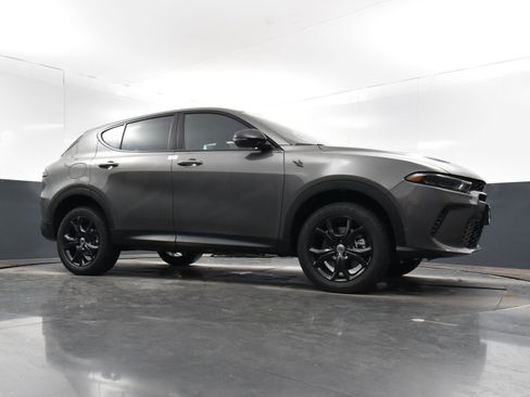 New 2024 Dodge Hornet GT Plus w/ Tech Pack Plus w/o Parking image 16