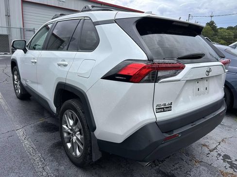 Used 2024 Toyota RAV4 XLE Premium FWD image 2