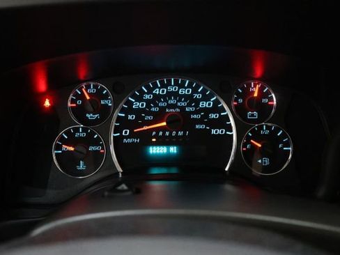Used 2022 Chevrolet Express 3500 w/ Driver Convenience Package image 47