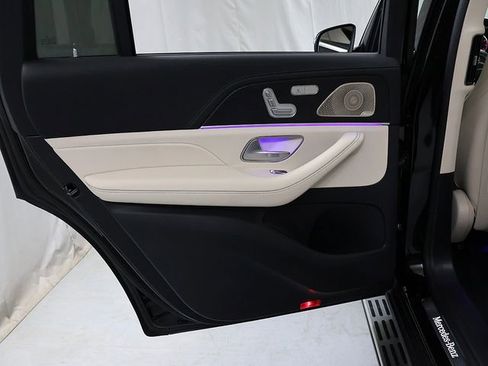 Certified 2026 Mercedes-Benz GLS 450 4MATIC image 31