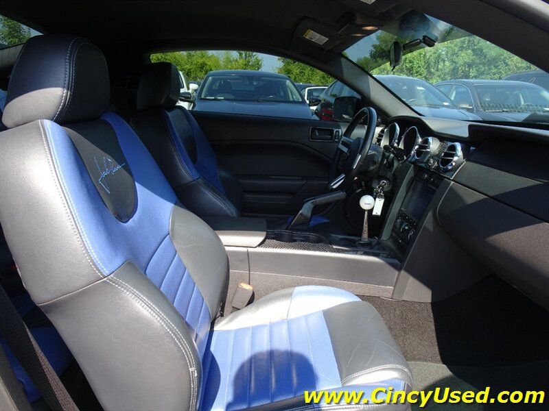 Used 2007 Ford Mustang GT RWD image 17