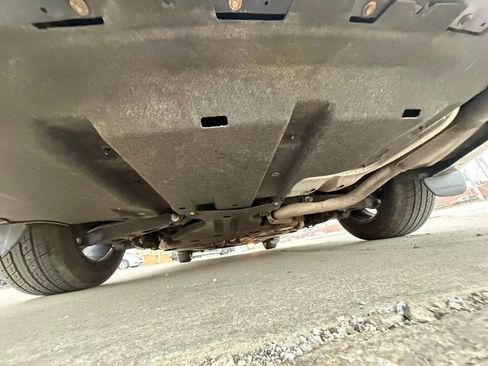 Used 2020 Chrysler Pacifica Touring-L w/ Advanced Safetytec Group image 14