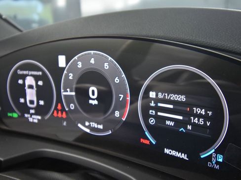 New 2025 Porsche Panamera 4 image 32