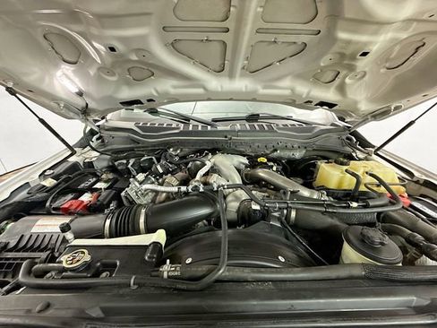 Used 2020 Ford F250 Lariat w/ Lariat Ultimate Package AWD/4WD image 29
